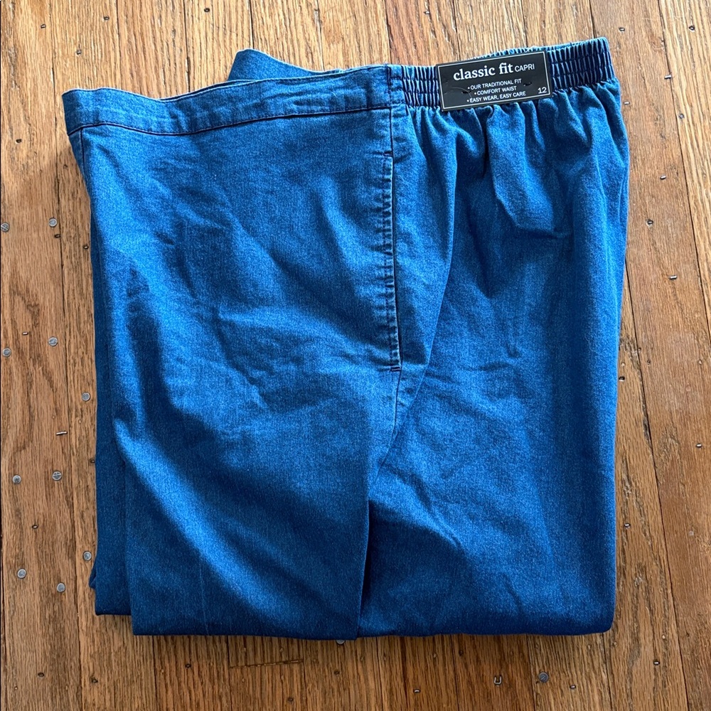 NWT Alfred Dunner Classic Fit Capri Pants Comfort Waist Medium Blue 12 - Picture 3 of 8